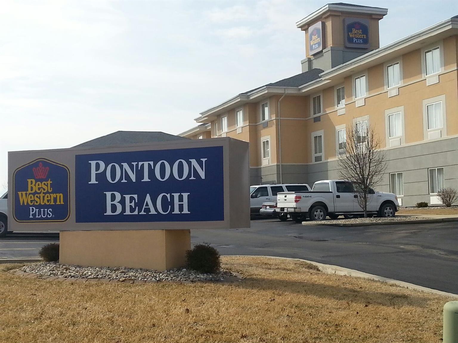 彭顿海滩贝斯特韦斯特plus酒店 Pontoon Beach 外观 照片